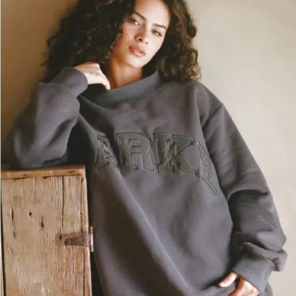 Parke monochrome grey mockneck